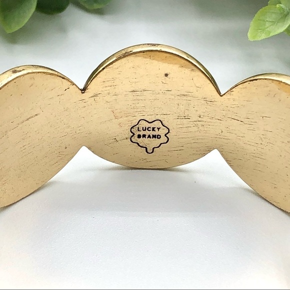 Lucky Brand Suzani Style Matte Enamel Mandala Scalloped Bangle Bracelet - Picture 5 of 11